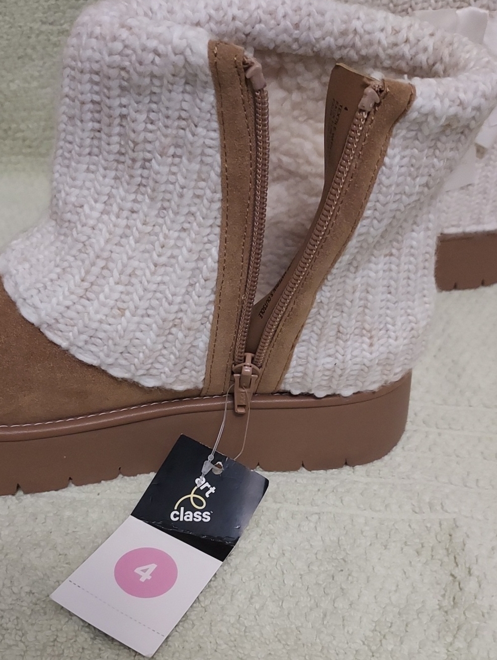 Art Class Boots - Picture 16 of 16